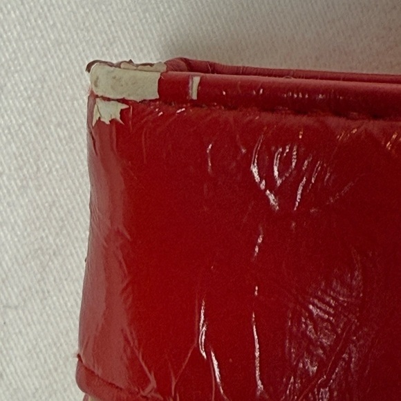 Vera Bradley Everything Nice Tote
Folkloric "Frill" Has Tag, Not New. *Flaw* - Picture 7 of 9